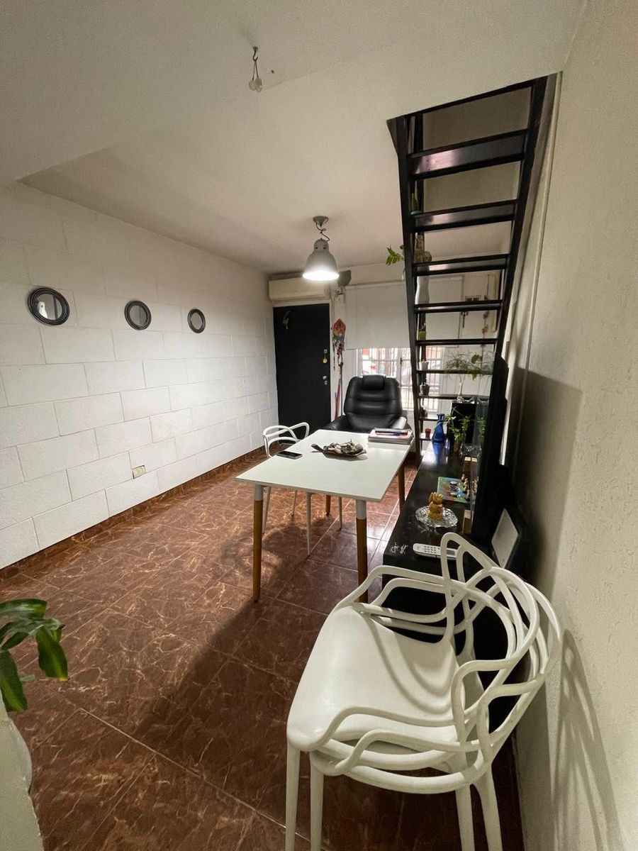 VENDE DUPLEX 4 AMBIENTES LOMAS DEL MIRADOR - 15