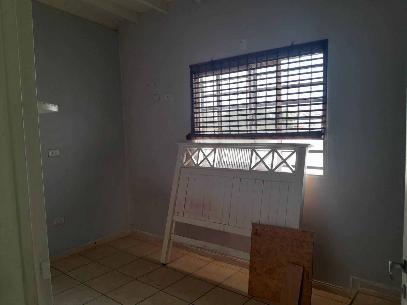 VENTA CASA 4 AMBIENTES Y DEPARTAMENTO. LA TABLADA — foto 4