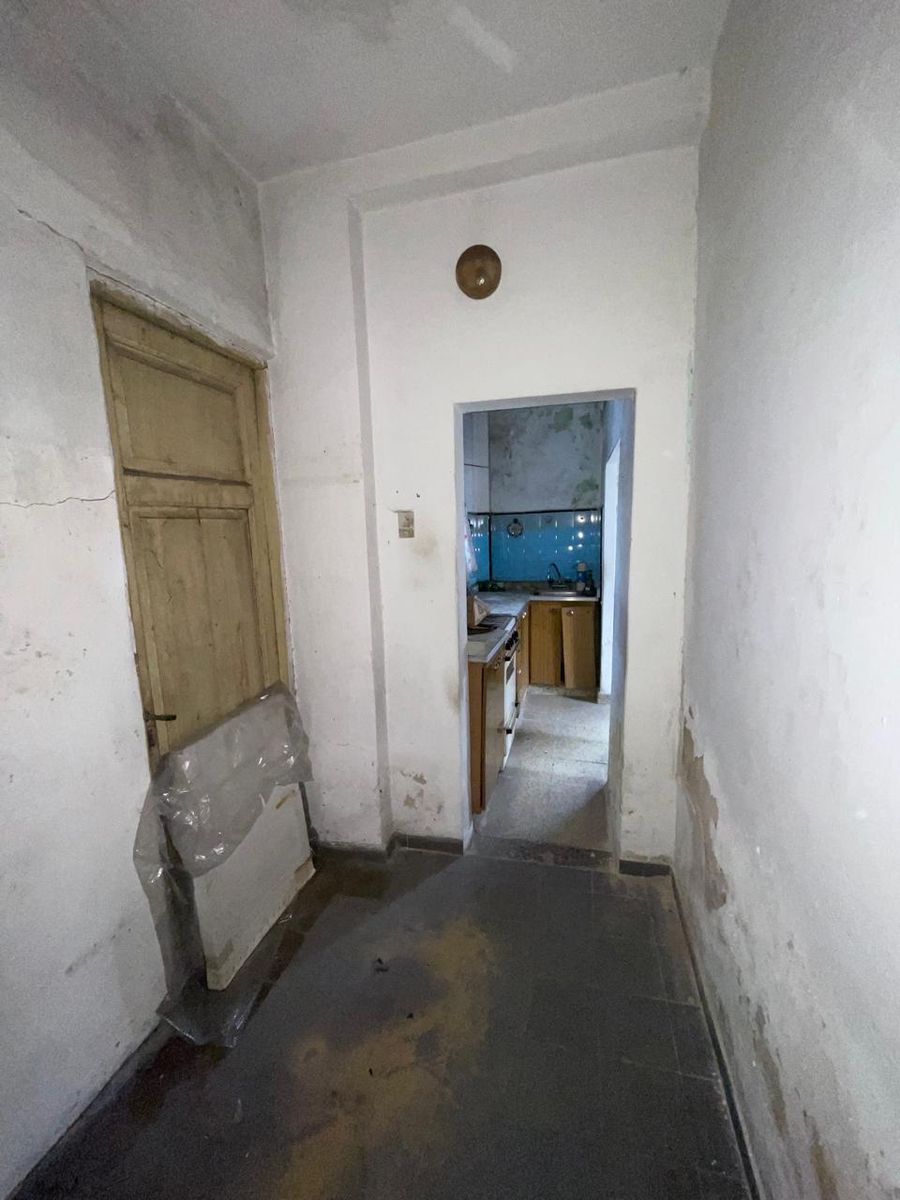 VENTA CASA AL FRENTE DOS AMBIENTES CON GARAJE Y PH AL FONDO DOS AMBIENTES CON PATIO Y ENTRADA INDEPENDIENTE. LA TABLADA - 2