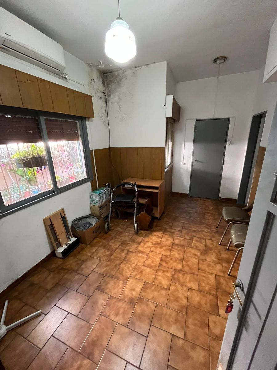 VENTA CASA 3 AMBIENTES CON GARAJE Y DEPARTAMENTO 3 AMBIENTES AL FONDO. LA TABLADA - 5
