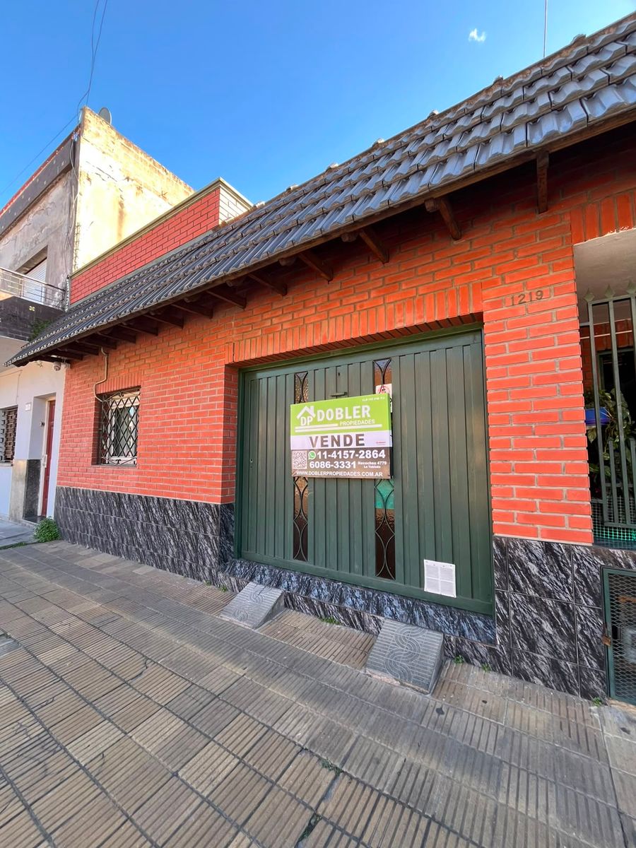 VENTA CASA 3 AMBIENTES CON GARAJE Y DEPARTAMENTO 3 AMBIENTES AL FONDO. LA TABLADA - 21