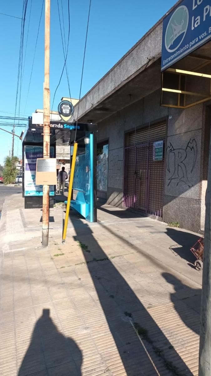 VENTA LOCAL COMERCIAL. LA TABLADA - 5