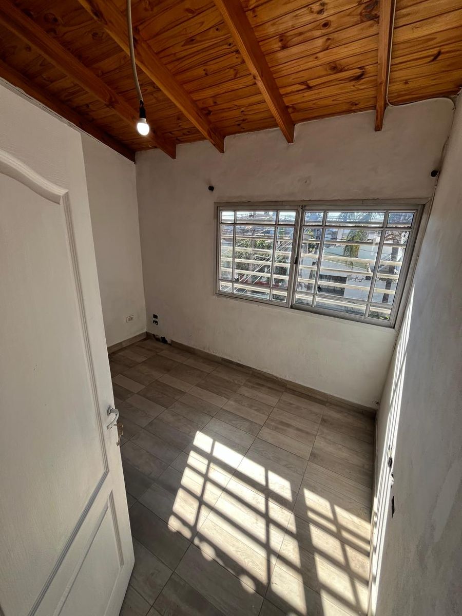 ALQUILER PH 4 AMBIENTES INTERNO EN PRIMER PISO. LA TABLADA - 15
