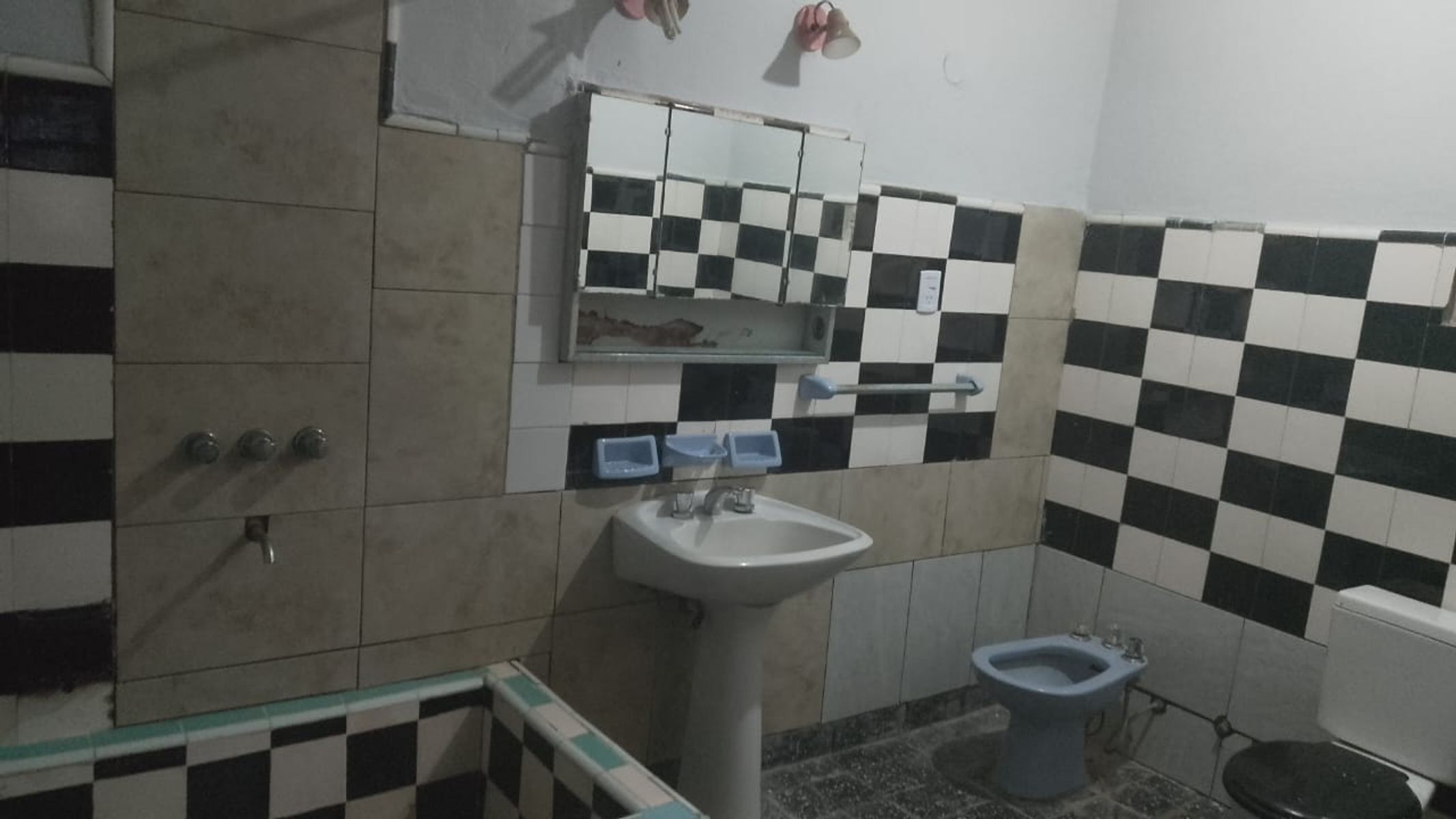 VENTA CASA 3 AMBIENTES. VILLA INSUPERABLE - 5