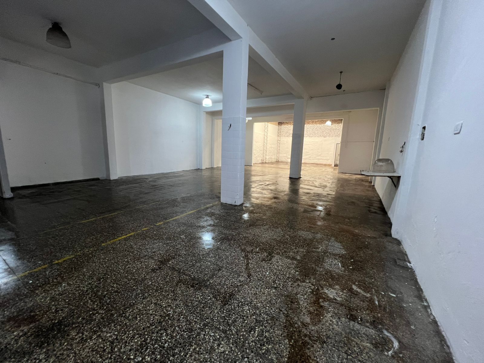 ALQUILER GALPON 240 m2 AVENIDA CROVARA. LA TABLADA - 3