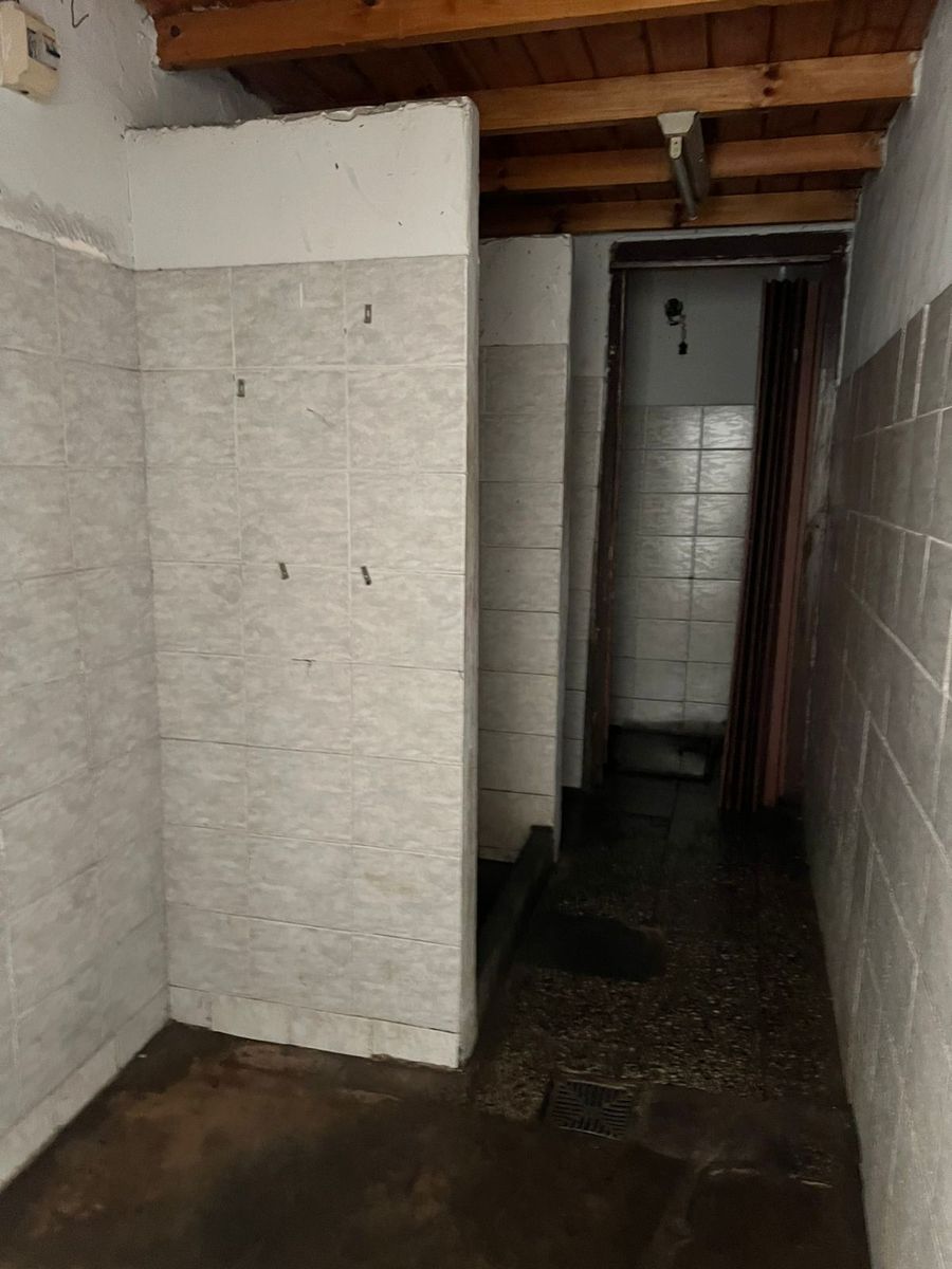 ALQUILER GALPON 240 m2 AVENIDA CROVARA. LA TABLADA - 8
