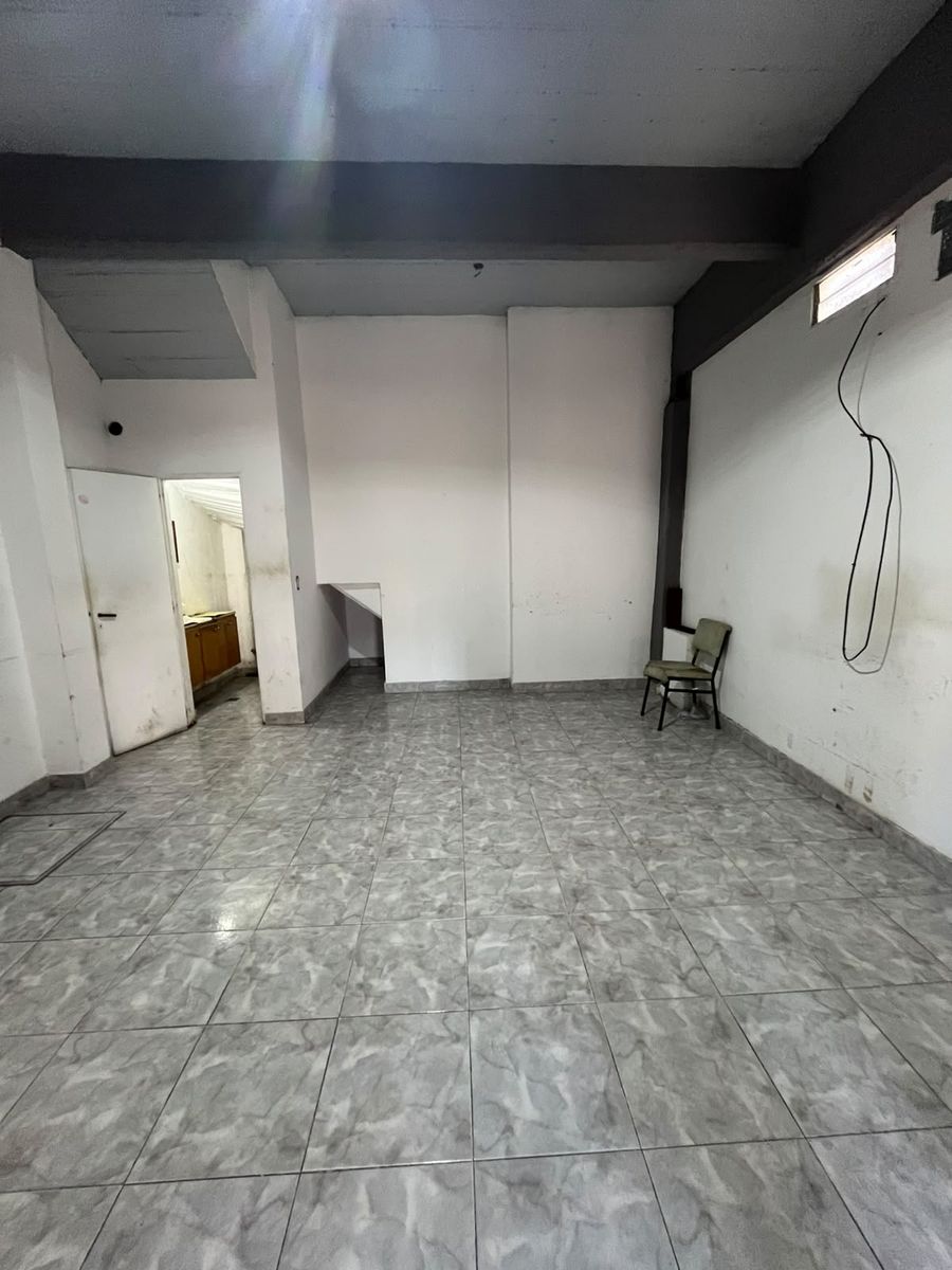 ALQUILER LOCAL COMERCIAL LA TABLADA — foto 4