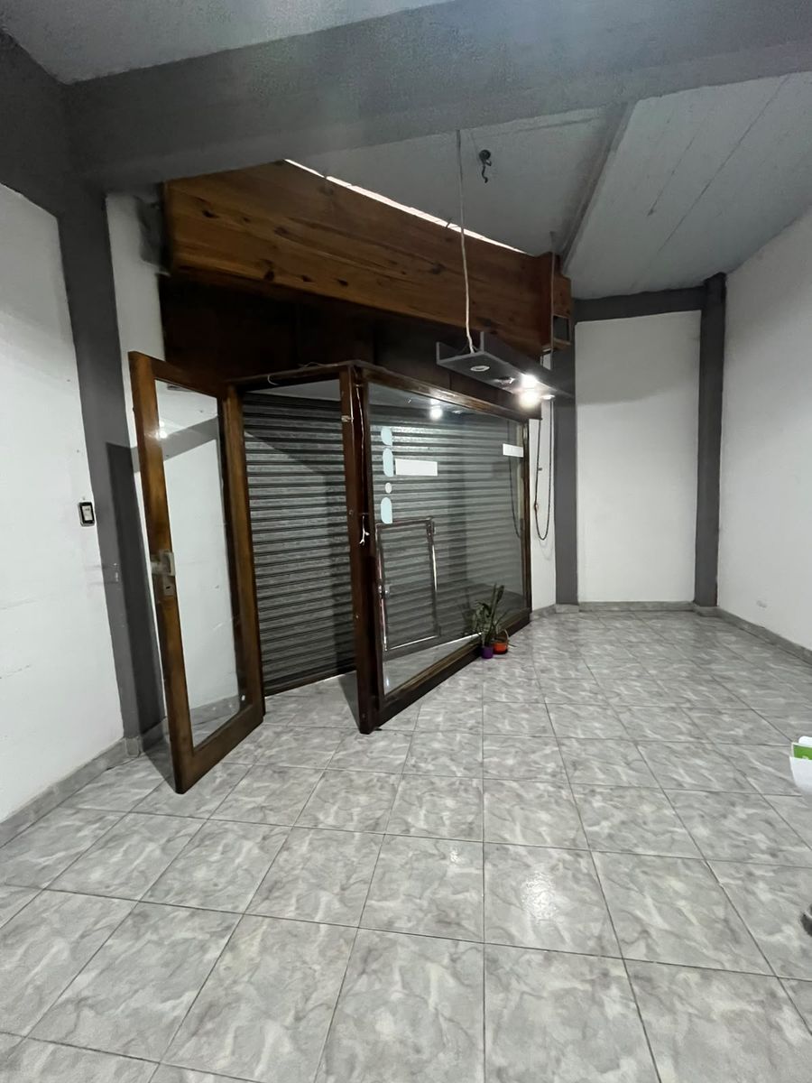 ALQUILER LOCAL COMERCIAL LA TABLADA — foto 5