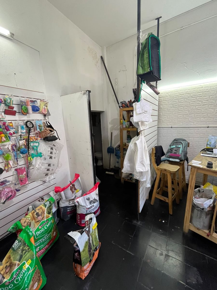 ALQUILER LOCAL COMERCIAL 20m2 LA TABLADA - 1