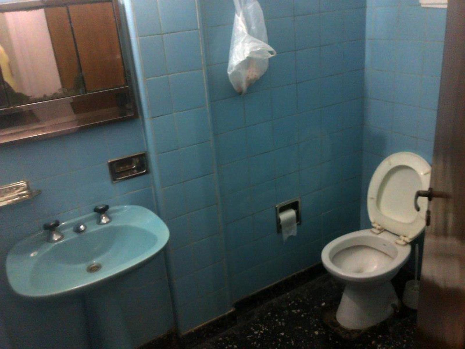 2 departamentos, excelente estado para inversor. APTO CREDITO — foto 3