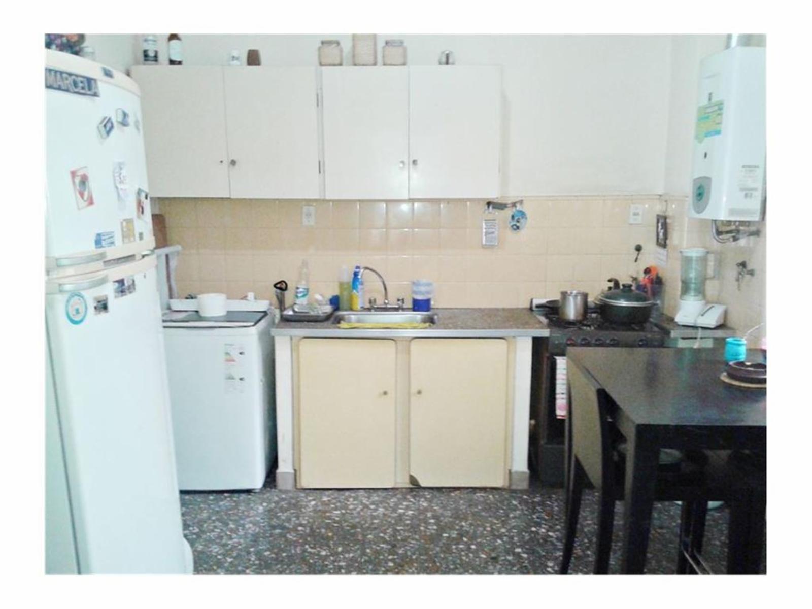 2 departamentos, excelente estado para inversor. APTO CREDITO — foto 7