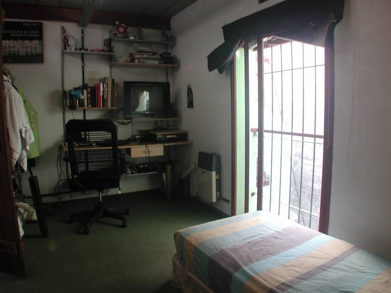 Interesante PH de 230 m2 frente a Plaza Lezama - 7