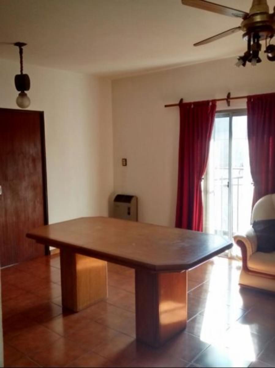 DEPARTAMENTO 3 AMB amplios !!! — foto 3