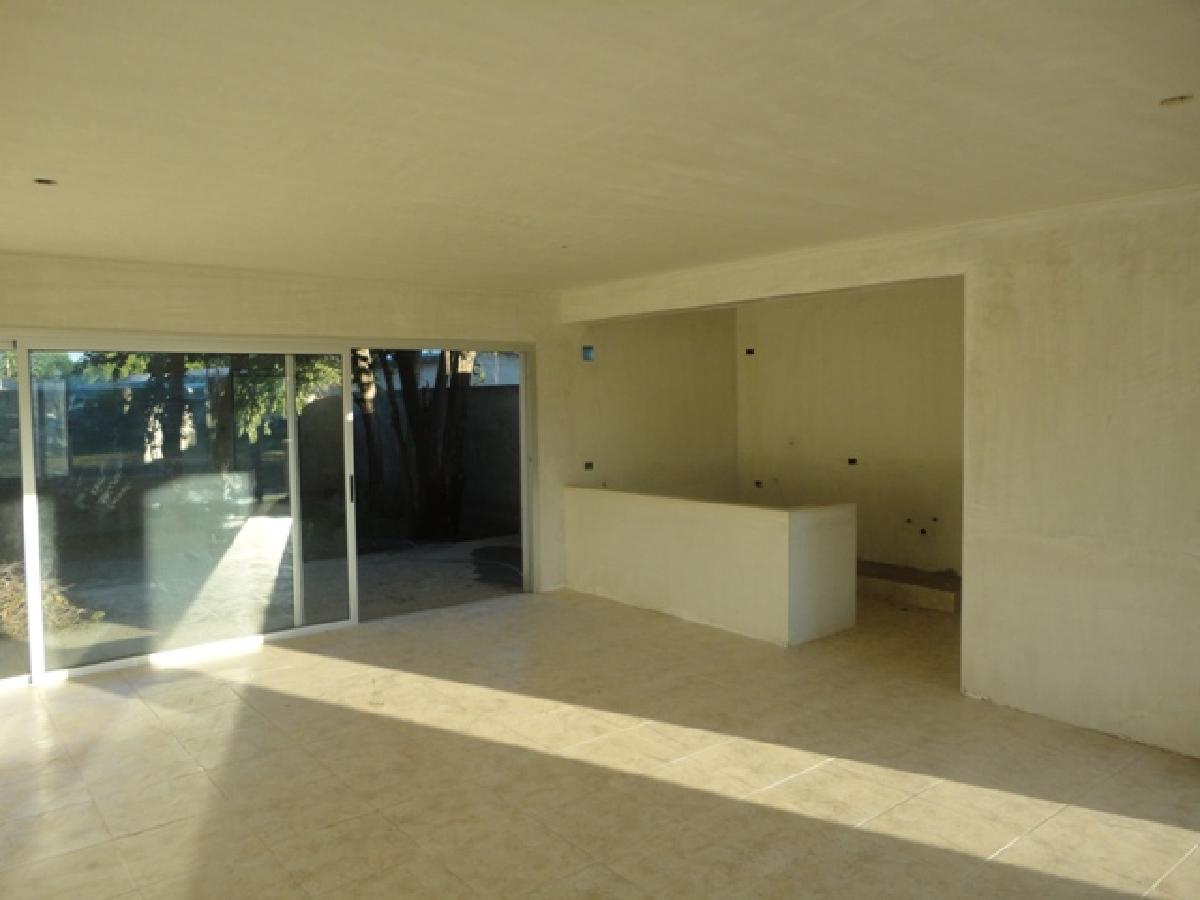 IMPECABLE DUPLEX EN BARRIO CERRADO LA CATALINA — foto 3