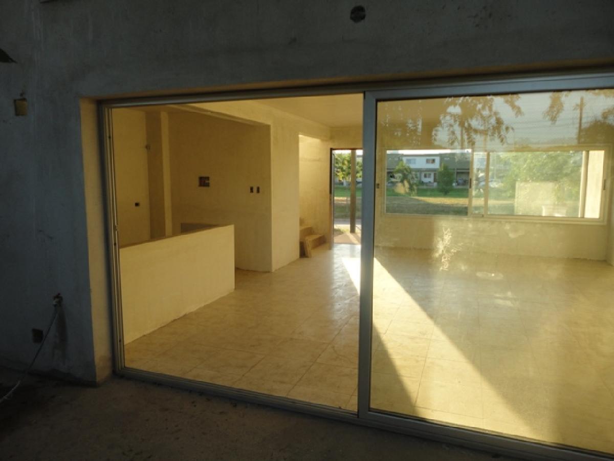 IMPECABLE DUPLEX EN BARRIO CERRADO LA CATALINA — foto 6