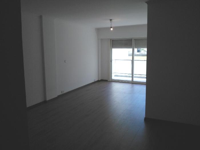 DEPARTAMENTO CATEGORIA 4 DORMITORIOS Y COCHERA EN MICROCENTRO