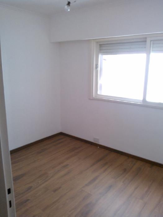 DEPARTAMENTO CATEGORIA 4 DORMITORIOS Y COCHERA EN MICROCENTRO — foto 3