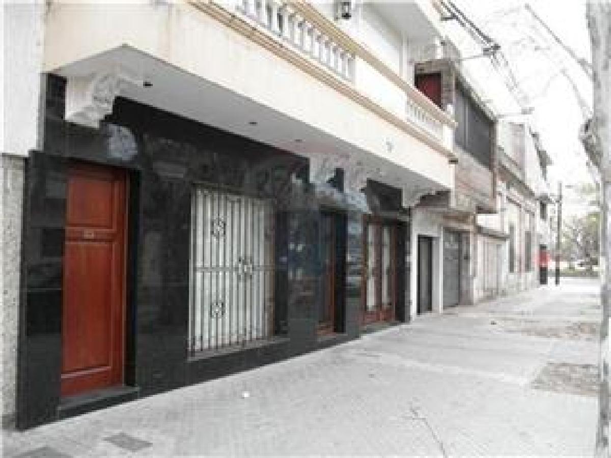 CASA DE 8 DORMITORIOS ZONA PARQUE INDEPENDENCIA - 11