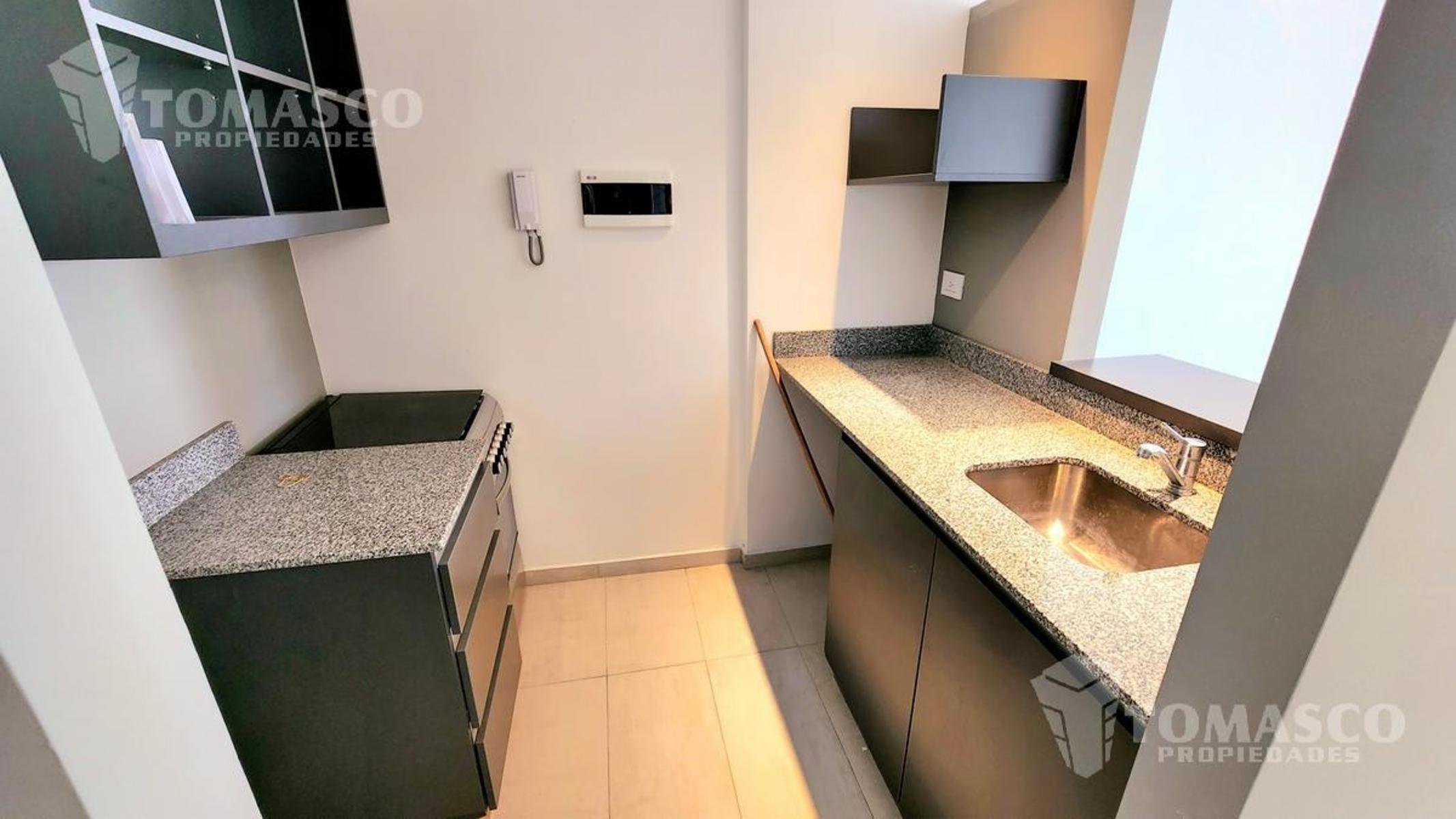 Venta Monoambiente Profesional con Balcón — foto 3