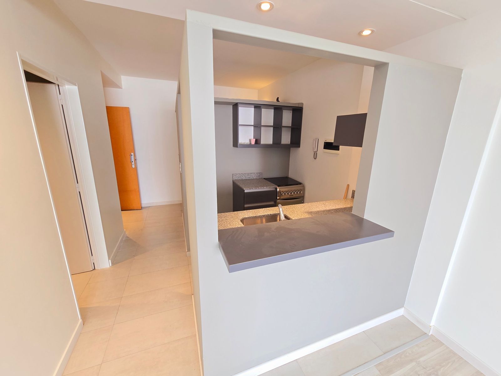 Venta Monoambiente Profesional con Balcón — foto 11