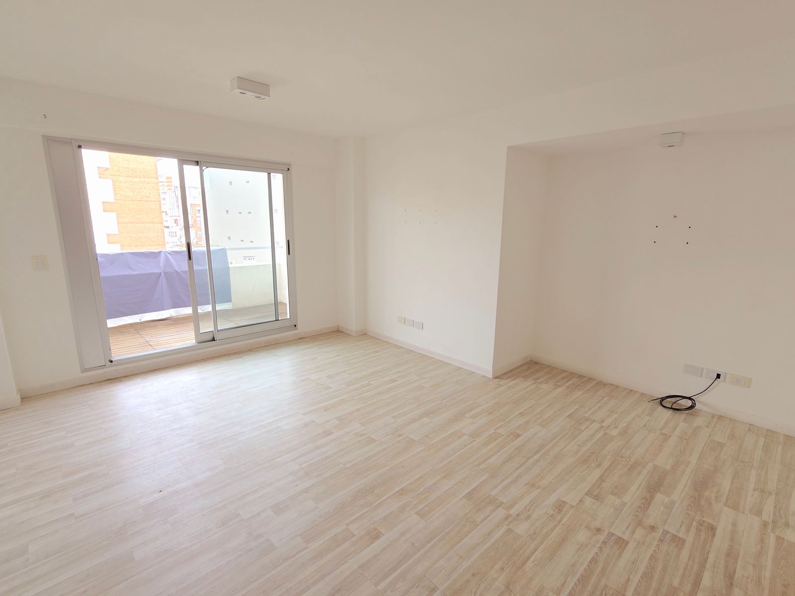 Venta Monoambiente Profesional con Balcón — foto 14