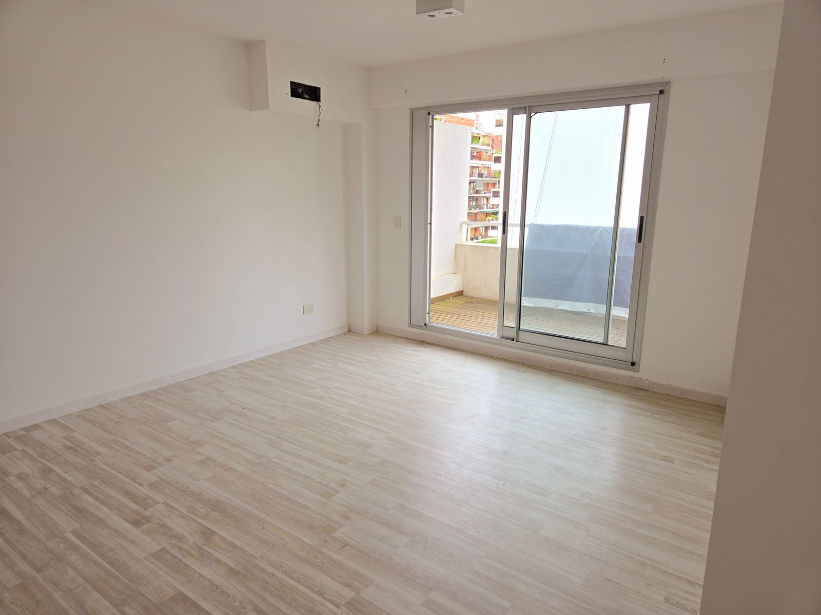 Venta Monoambiente Profesional con Balcón — foto 15