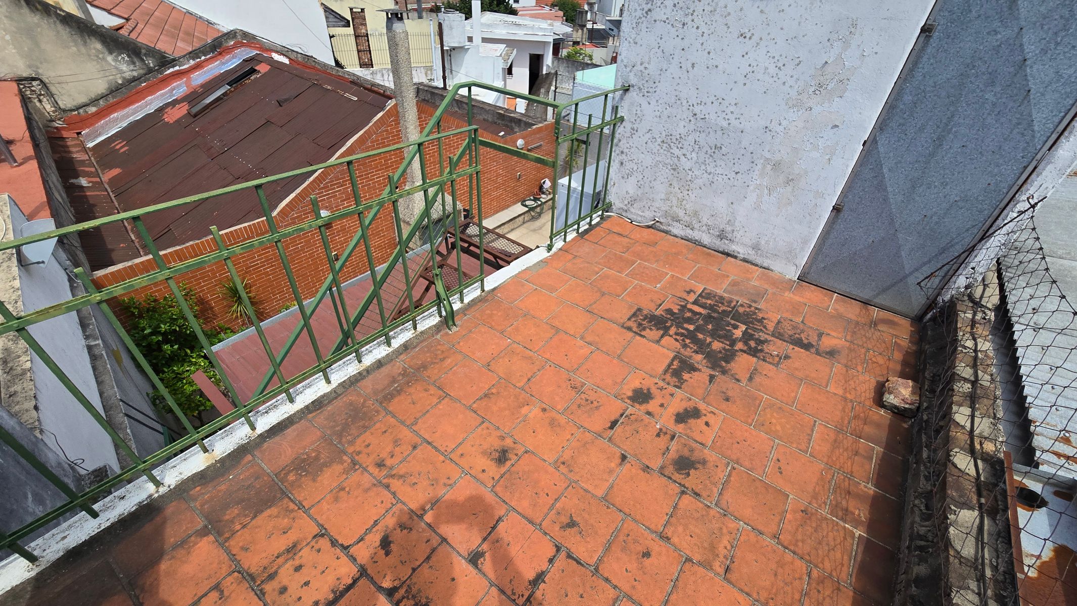 Venta PH sin expensas 4 ambientes c/patio y parrilla - 12