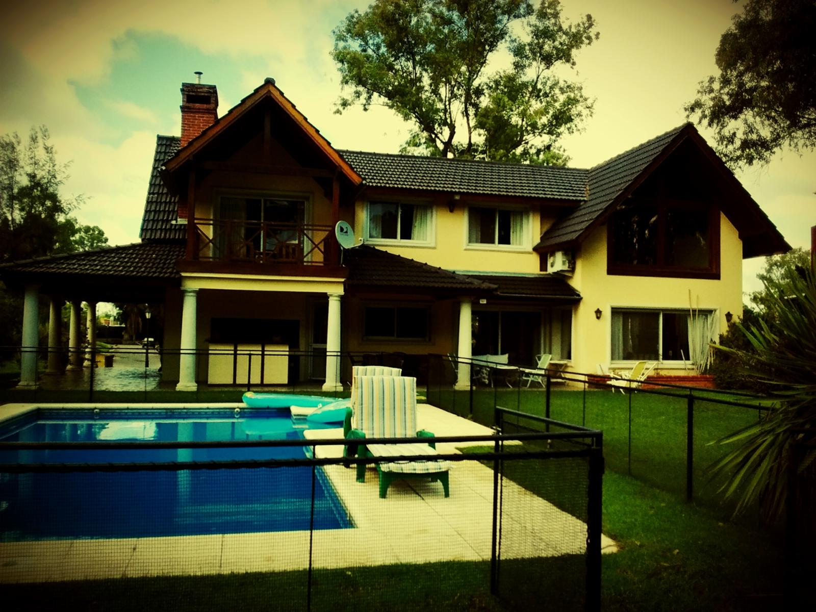 EXCELENTE PROPIEDAD EN ALQUILER BARRIO FINCAS DEL LAGO - 2