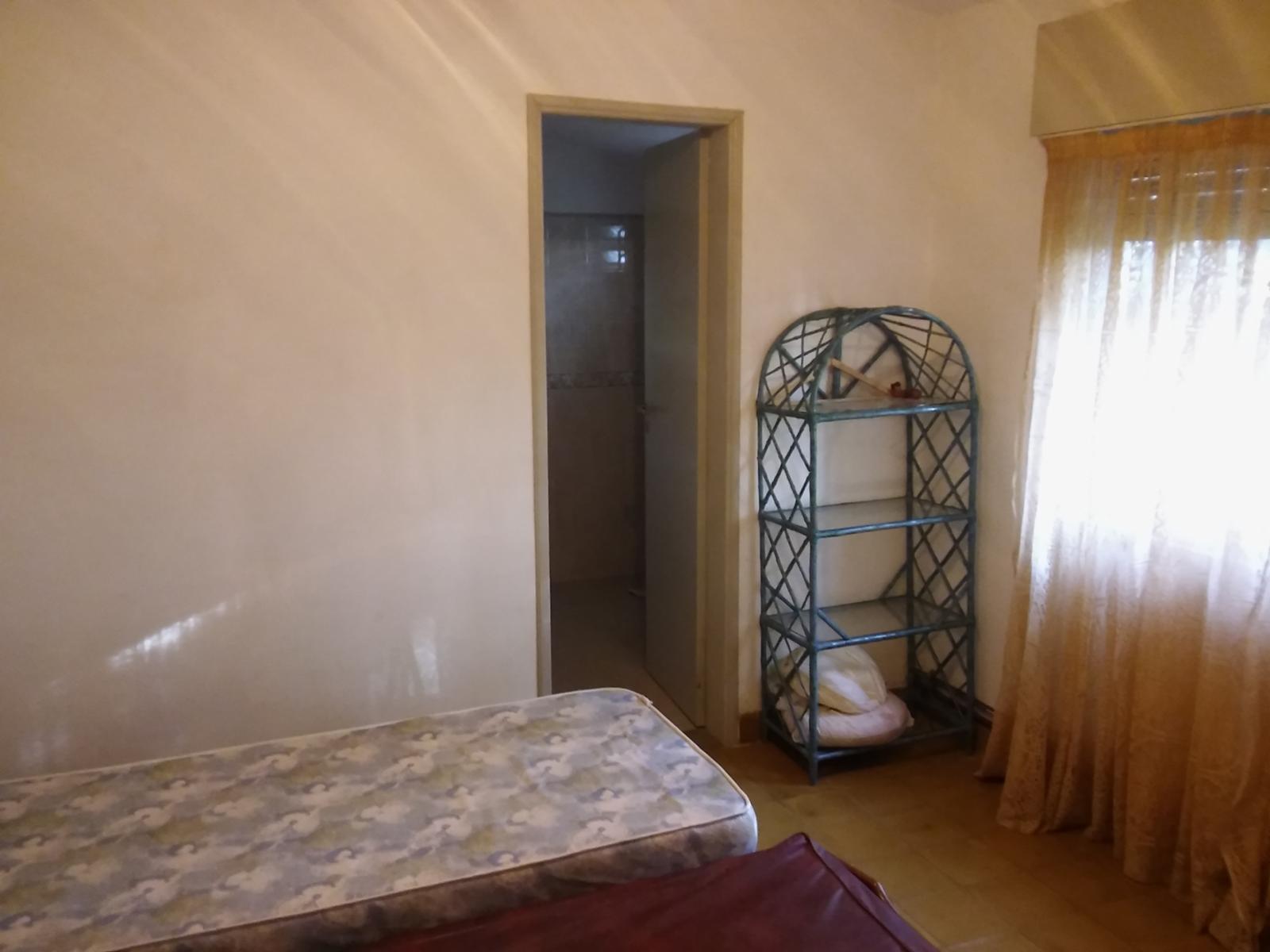 Casa de 2 dormitorios en Villa Rumipal — foto 8