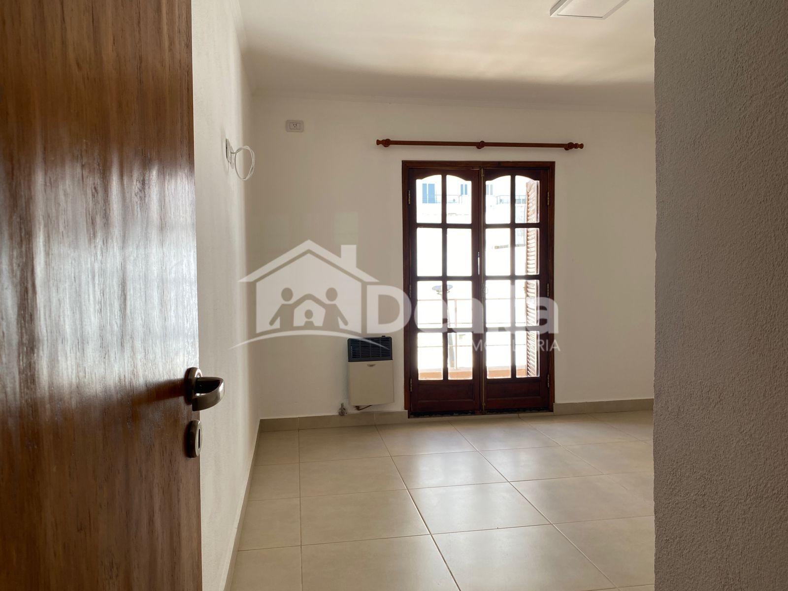 Casa en planta alta en alquiler. - 10