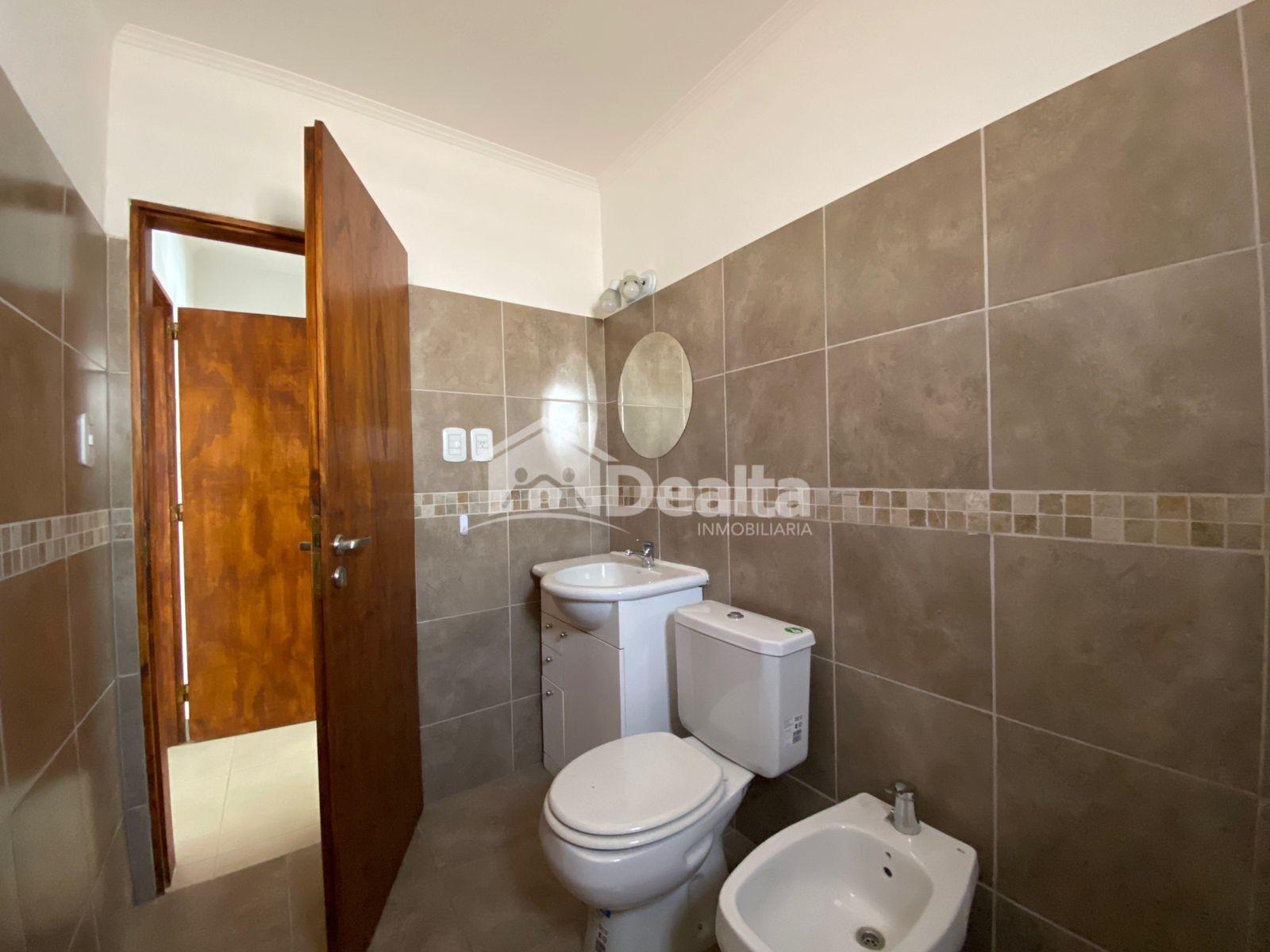Casa en planta alta en alquiler. - 17