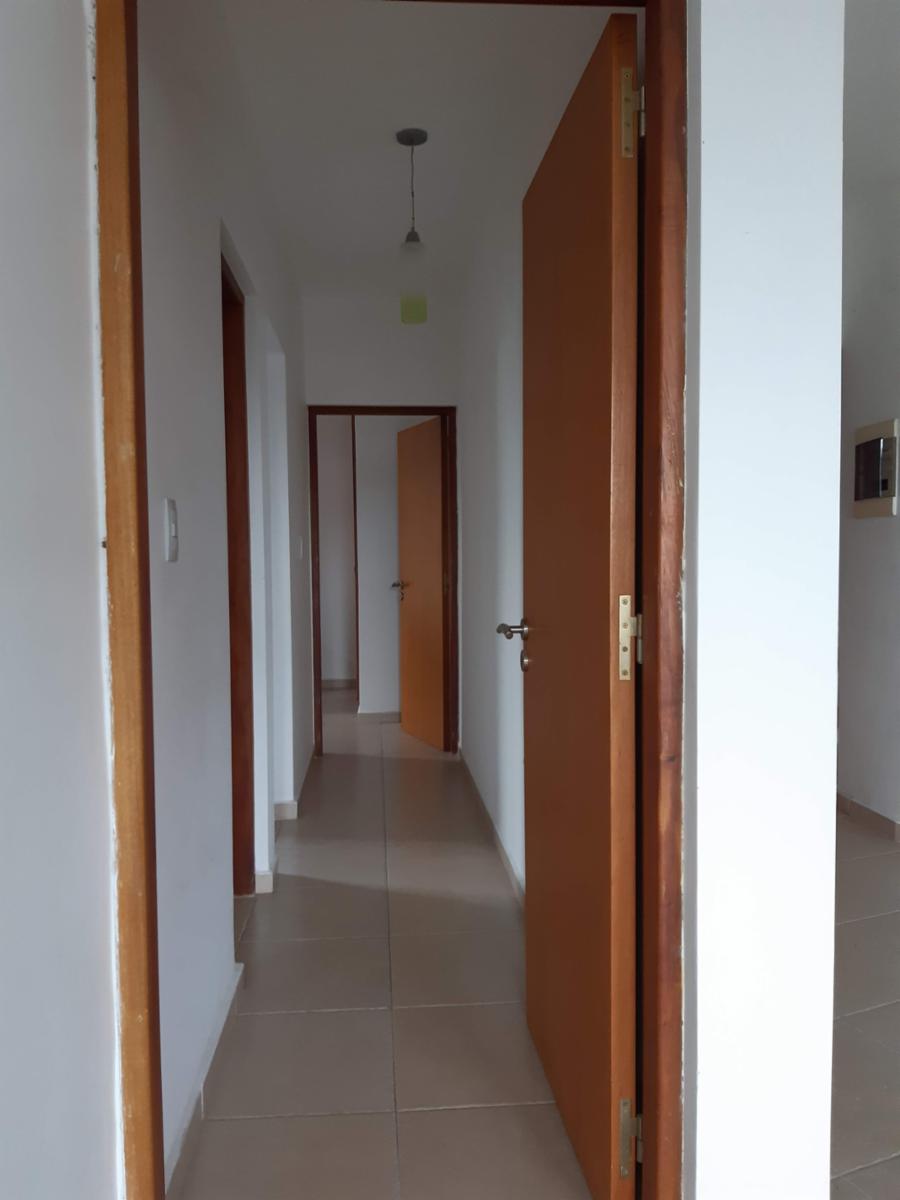 Departamento de 3 dormitorios en Villa Carlos Paz — foto 8
