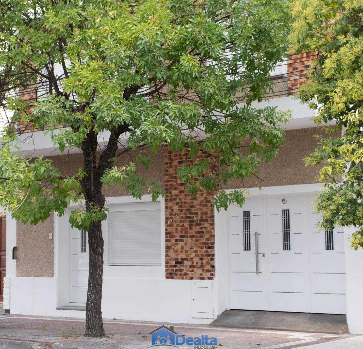 Casa de 2 dormitorios en Villa María, barrio centro