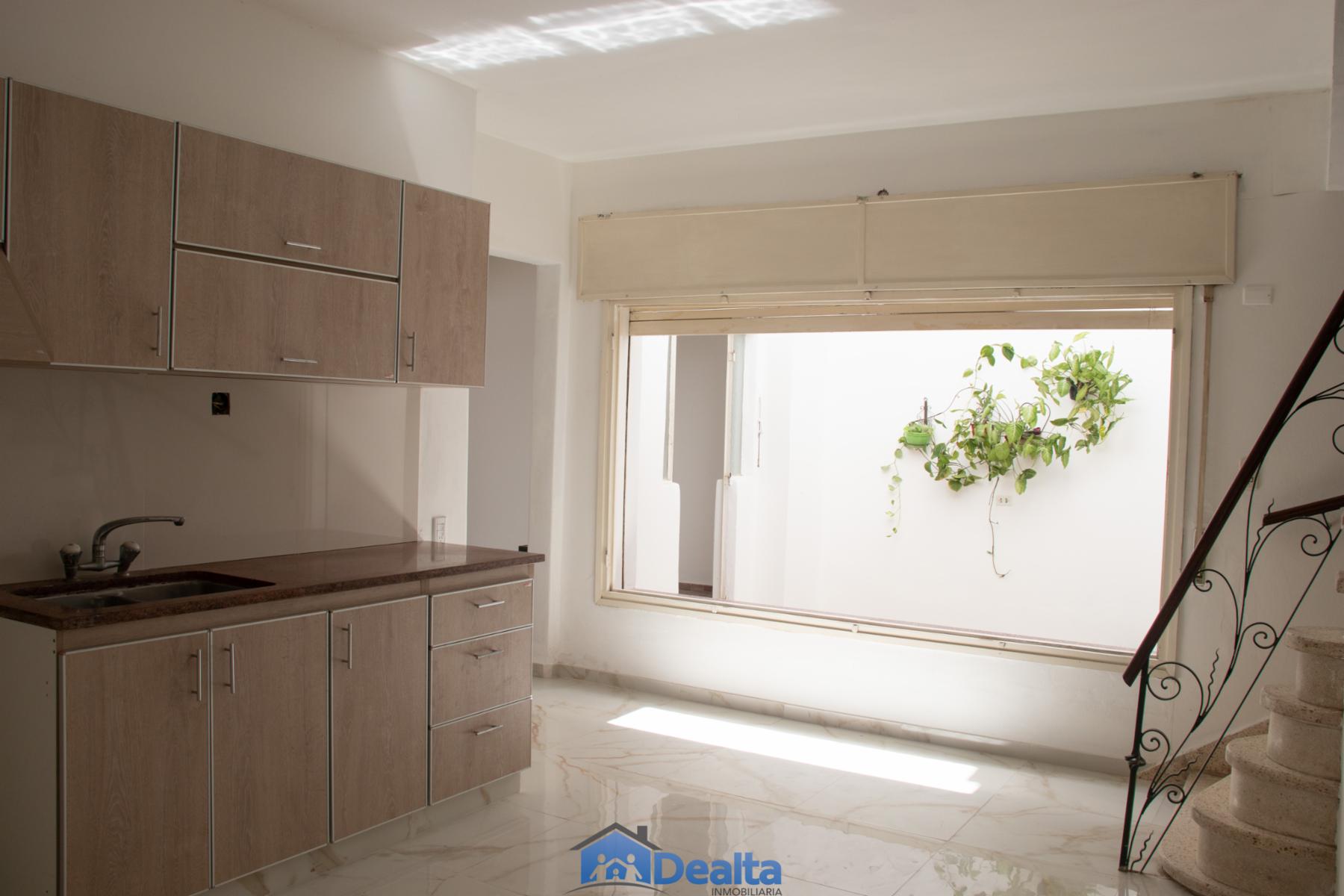 Casa de 2 dormitorios en Villa María, barrio centro — foto 3