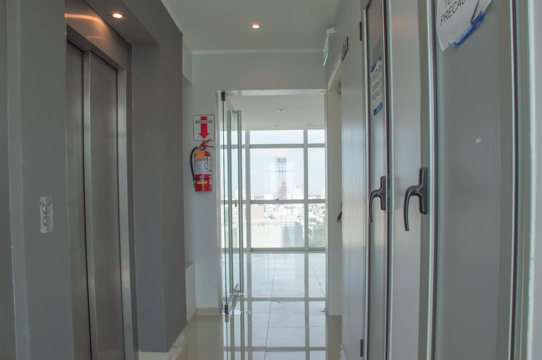 Oficina en zona nueva terminal - 1