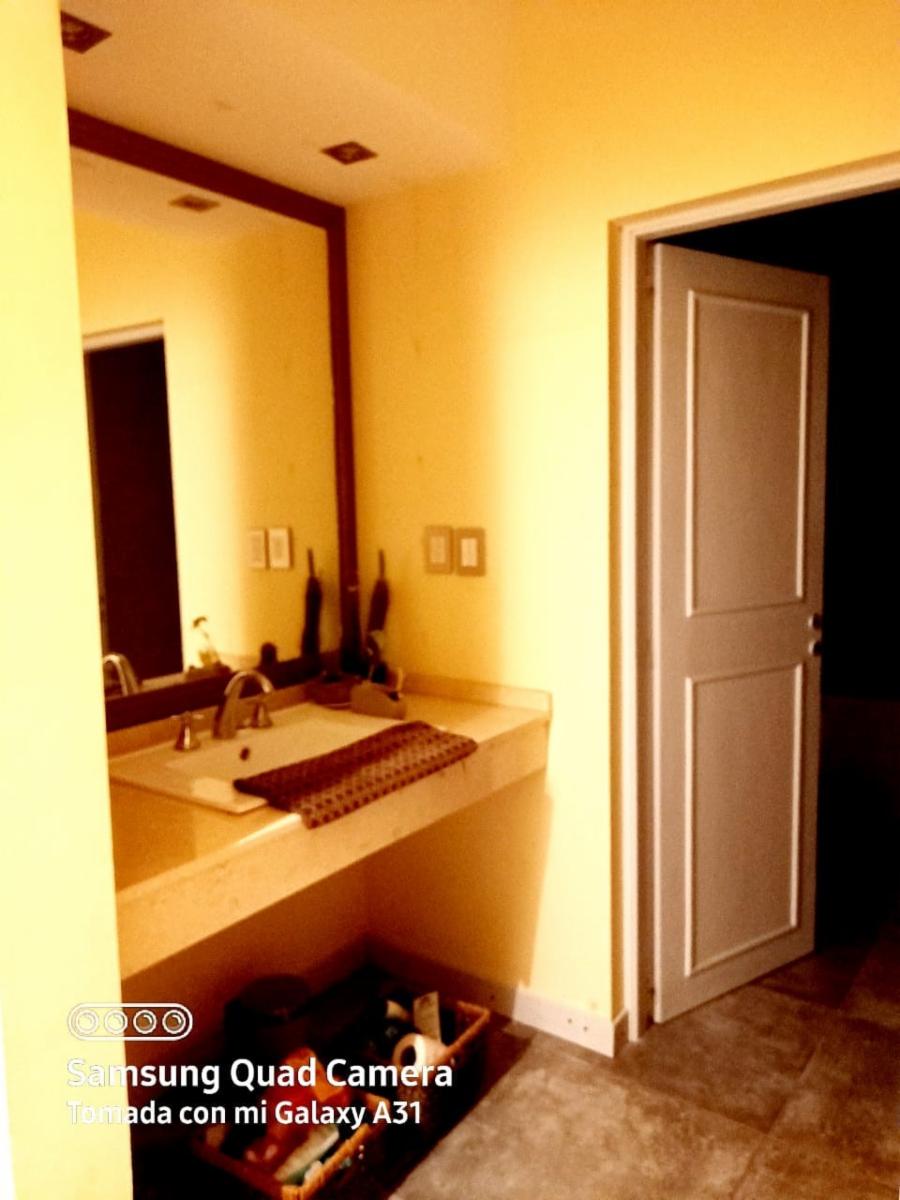 Casa de 3 dormitorios en Los Caciques