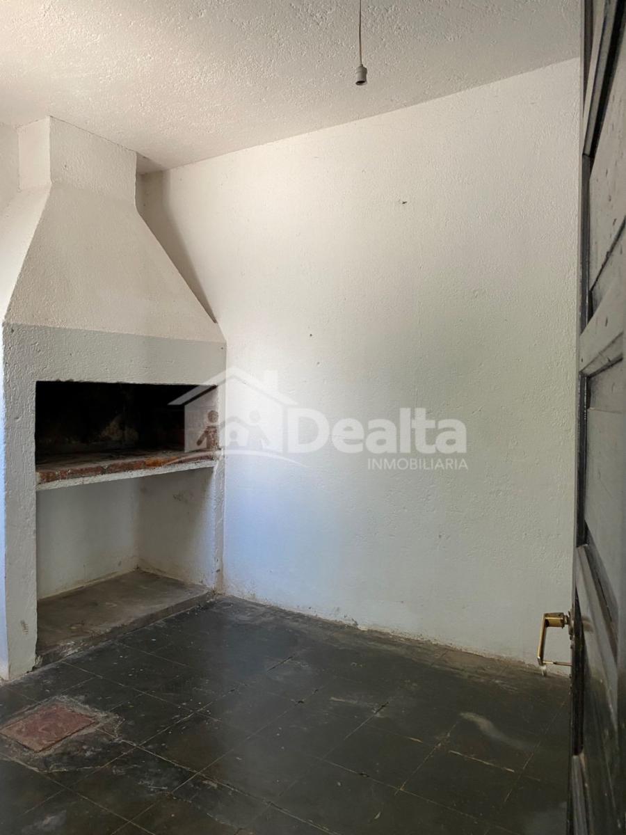 Casa interna de 2 habitaciones. Disponible en Febrero - 8