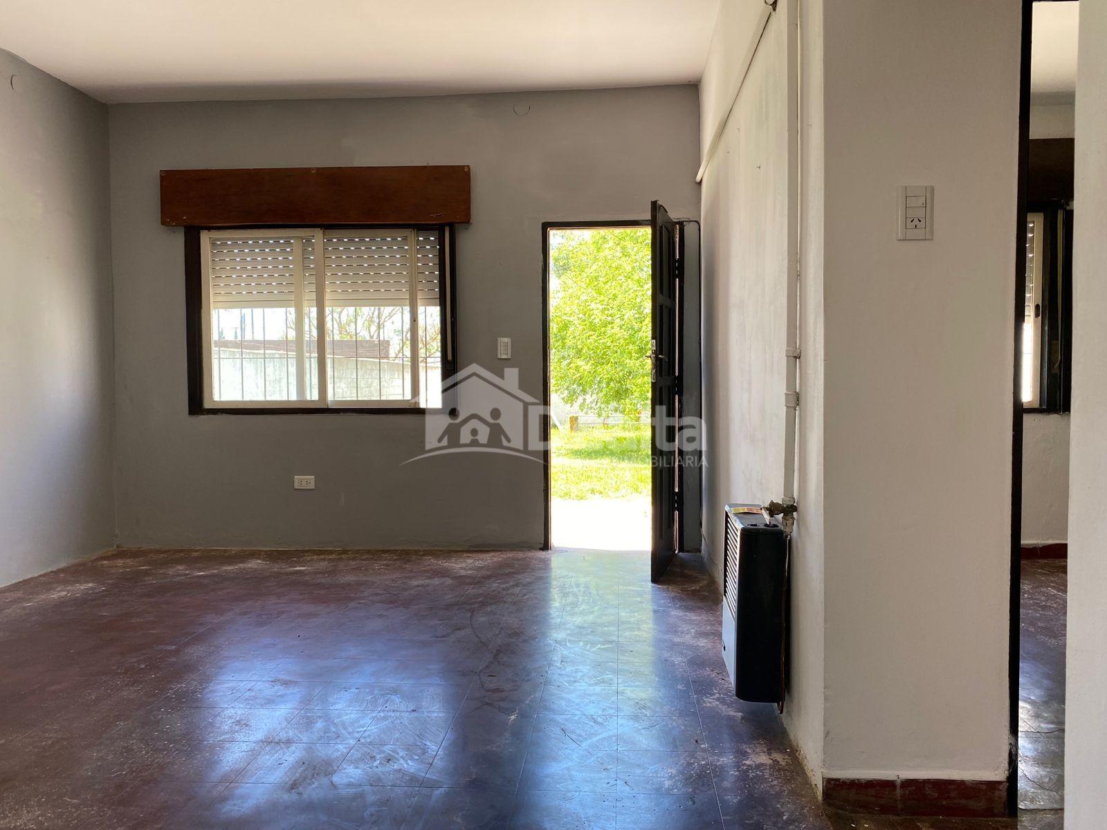 Casa interna de 2 habitaciones. Disponible en Febrero - 10