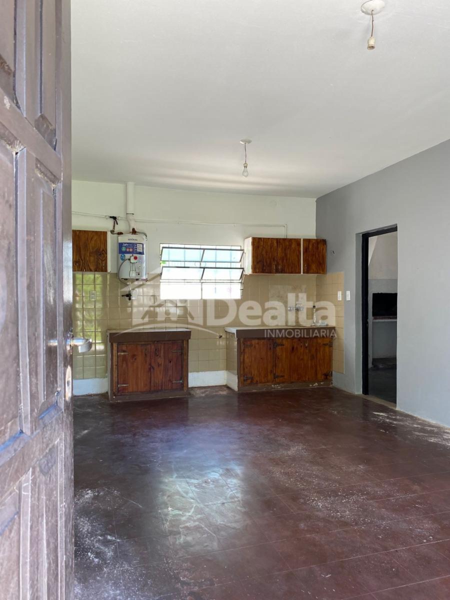 Casa interna de 2 habitaciones. Disponible en Febrero - 19