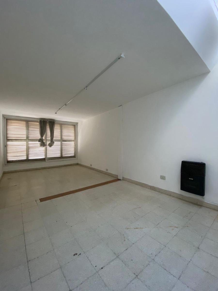 Local con departamento en planta alta - 6