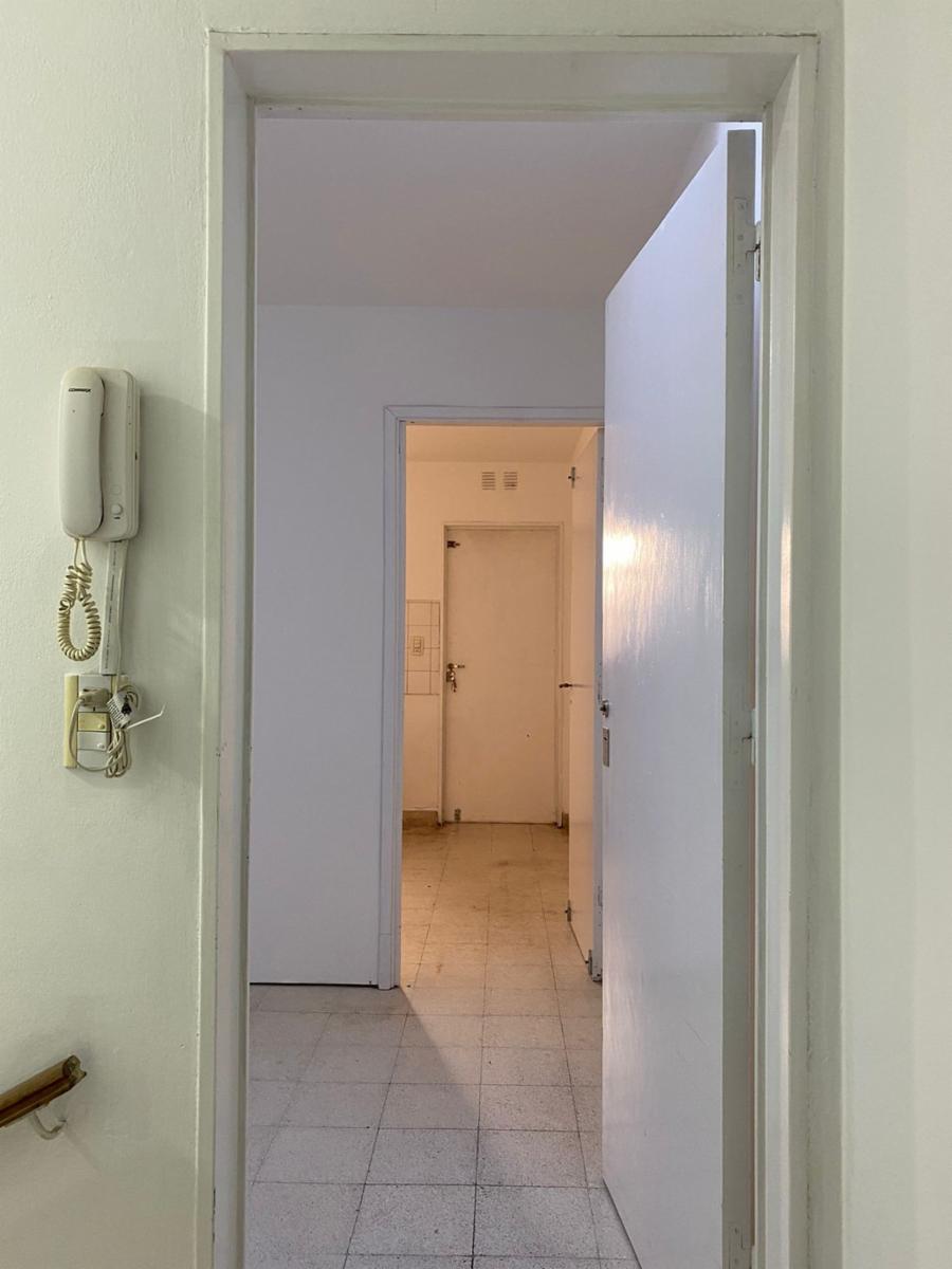 Local con departamento en planta alta - 8