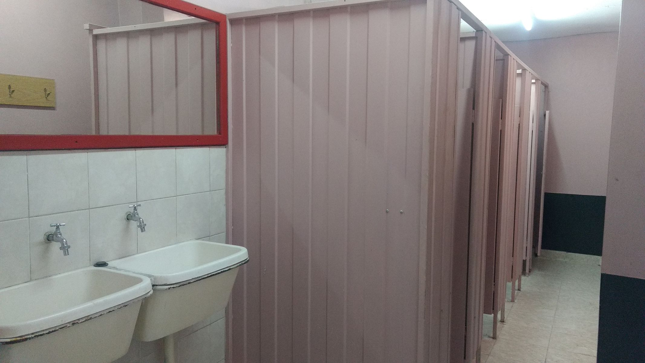 Exelente Galpón en alquiler o venta - 8