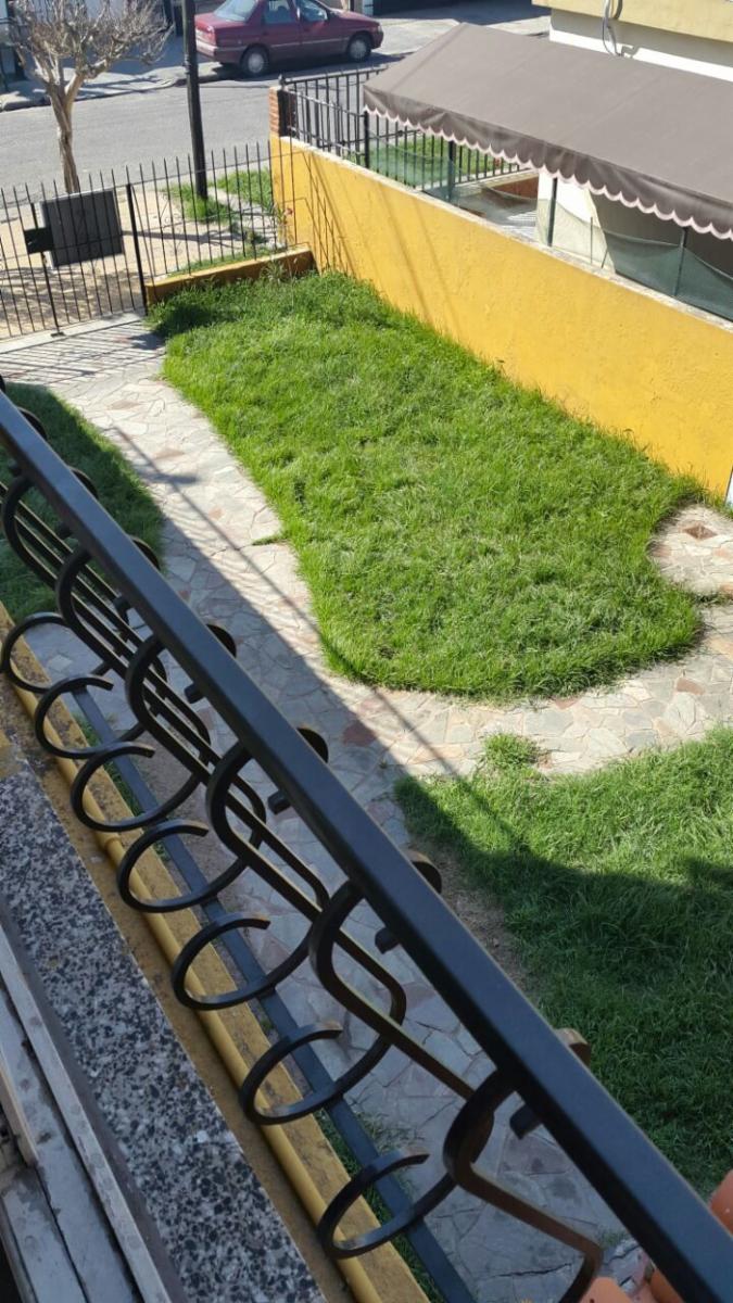 IMPORTANTE CASA DE 2 PLANTAS Y 5 AMBIENTES — foto 13