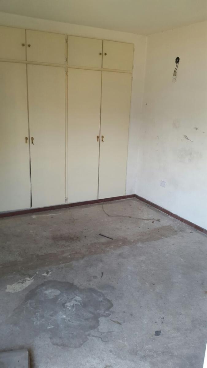 IMPORTANTE CASA DE 2 PLANTAS Y 5 AMBIENTES — foto 15
