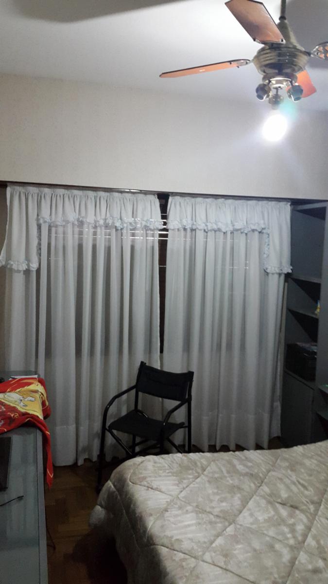 IMPORTANTE PROPIEDAD DE 5 AMBIENTES Y DOS PLANTAS SOBRE ÁMPLIO TERRENO — foto 6