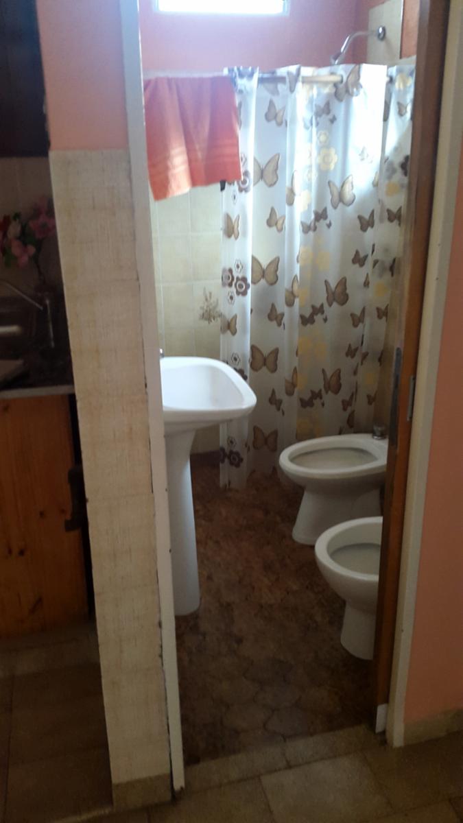 IMPORTANTE PROPIEDAD DE 3 AMBIENTES EN ESQUINA EN DOS LOTES — foto 4
