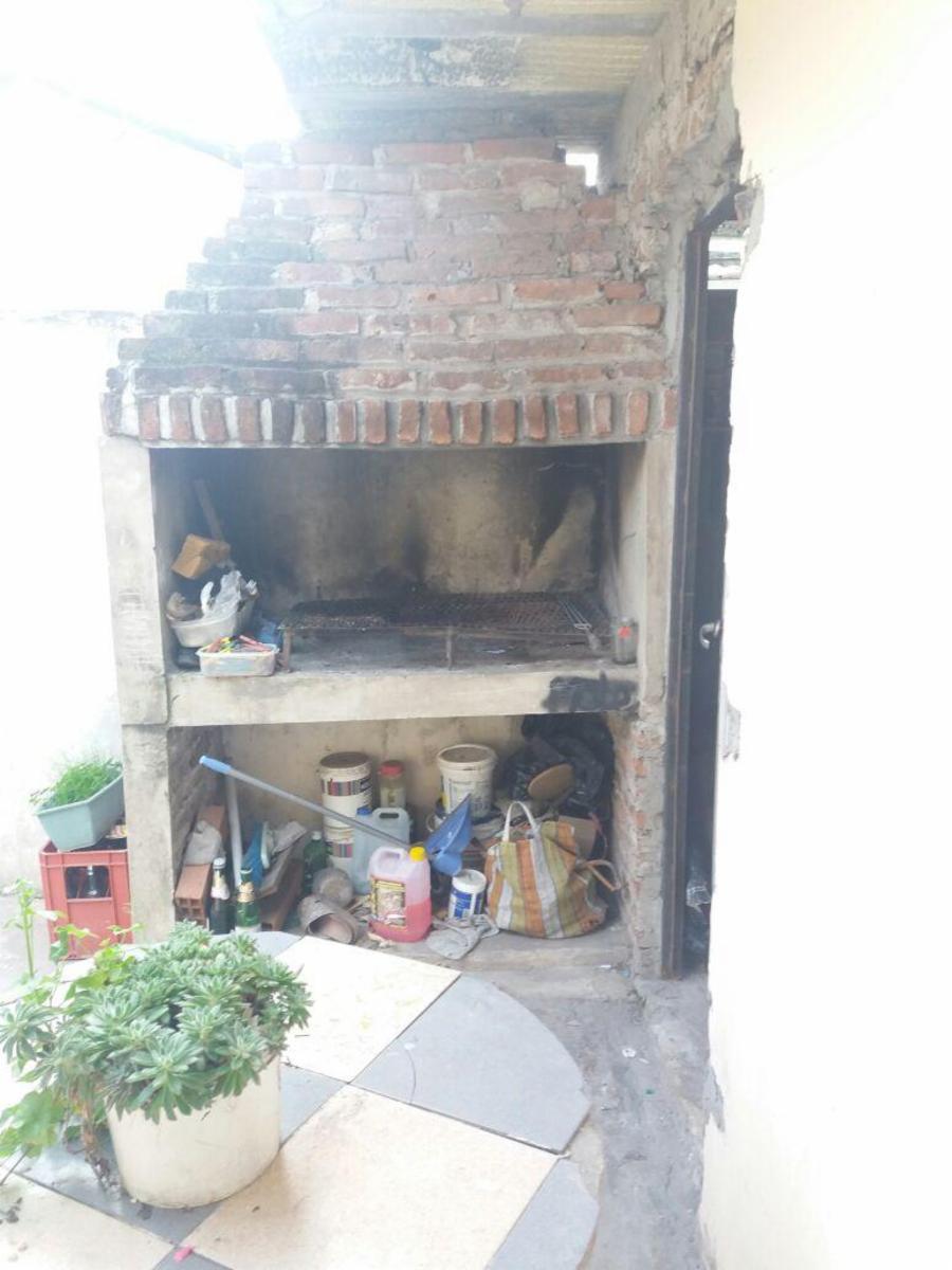 CASA DE TRES AMBIENTES DE ÁMPLIAS HABITACIONES Y TODOS LOS SERVICIOS — foto 10