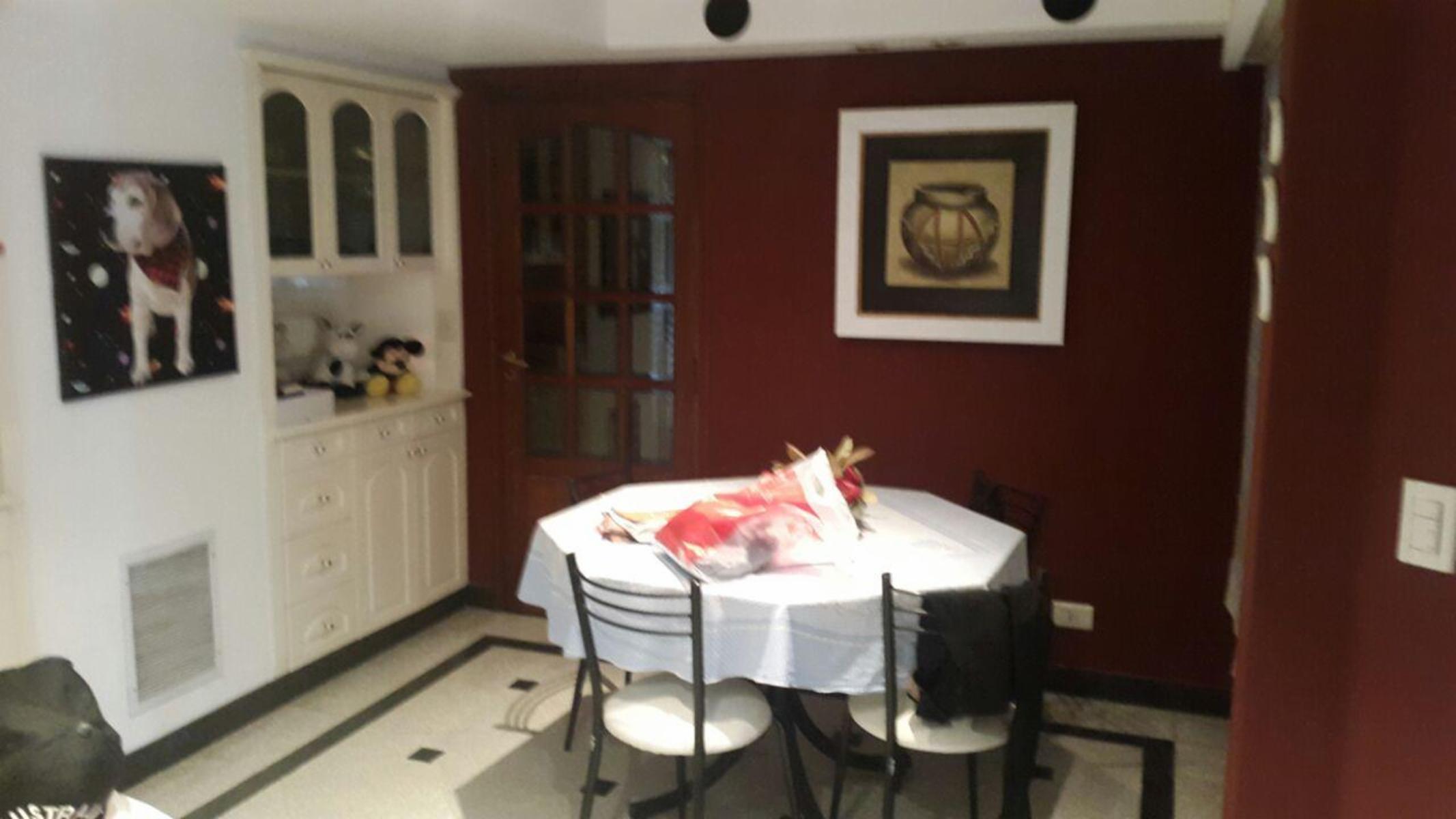 OPORTUNIDAD - CHALET DE 8 AMBIENTES Y DOS PLANTAS PARA EXIGENTES — foto 6