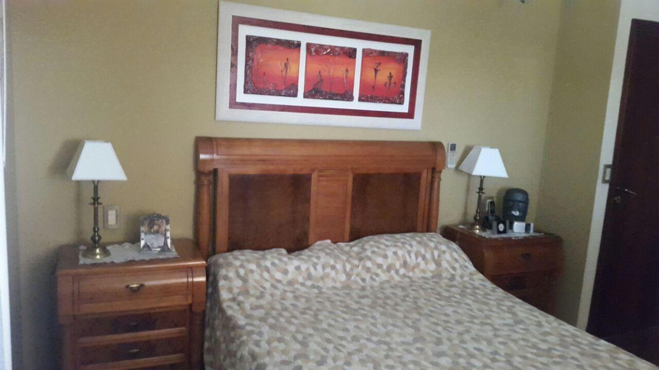 OPORTUNIDAD - CHALET DE 8 AMBIENTES Y DOS PLANTAS PARA EXIGENTES — foto 10