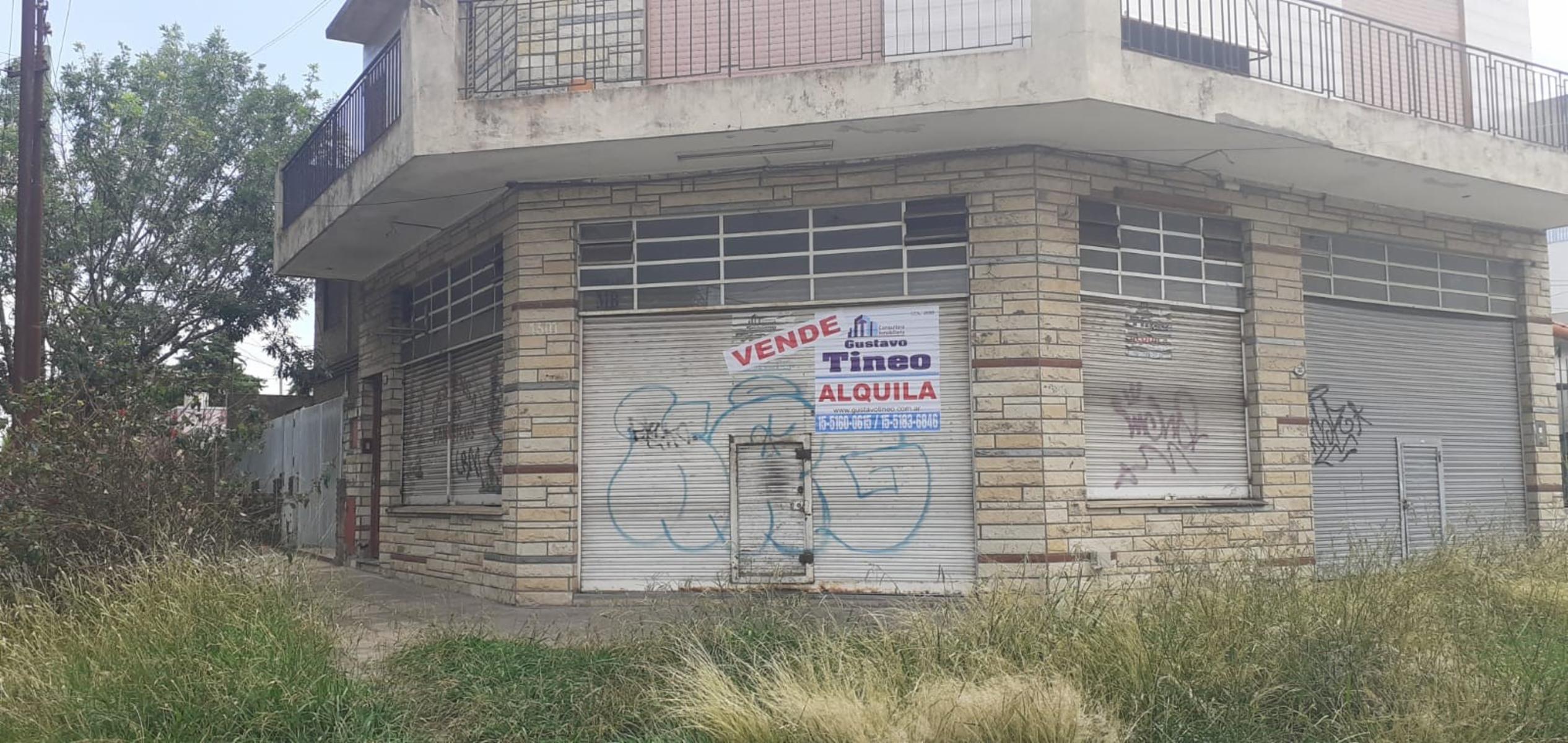 ALQUILER ÁMPLIO LOCAL EN ESQUINA A MEDIA CUADRA DE LA AV. HIPÓLITO YRIGOYEN - 1